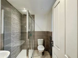 Photo 9- click for photo gallery